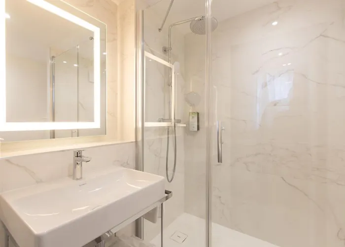 Campanile Reims Centre - Cathedrale Hotel